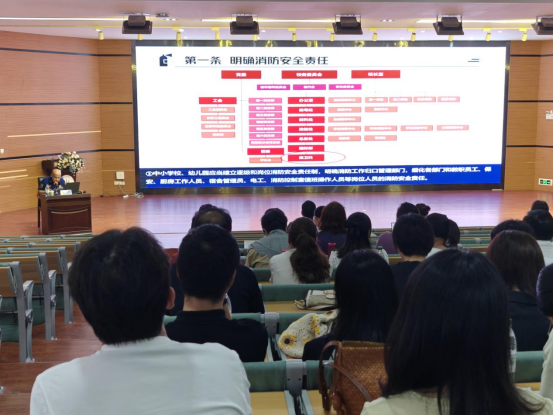 【黄山市2025年暑期校外培训治理系列报道之八】安全为基 规范为本 平台为翼——黄山市2025年暑期“监管护苗”行动纪实